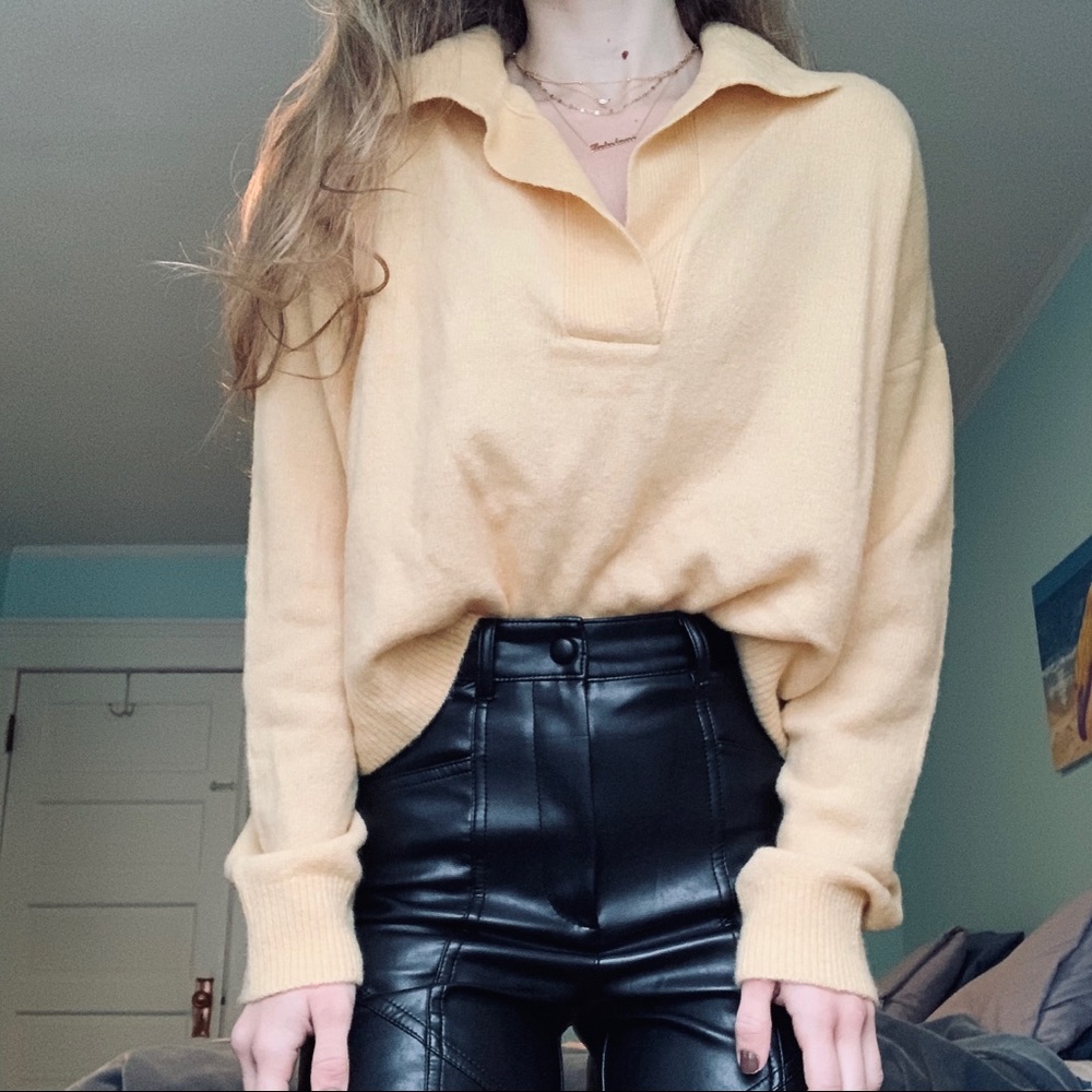 Soft Collar Sweater